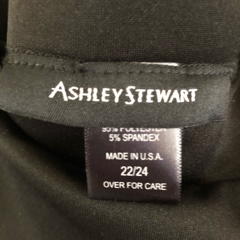 Ashley Stewart - Picture 3 of 6